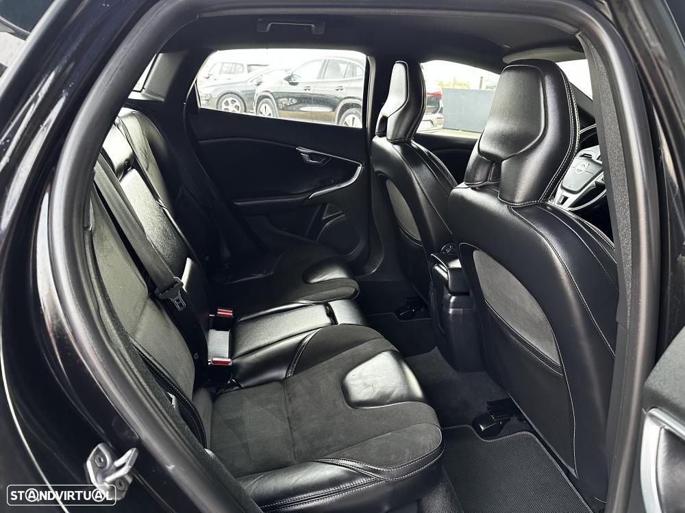 Volvo V40 2.0 D2 R-Design - 35