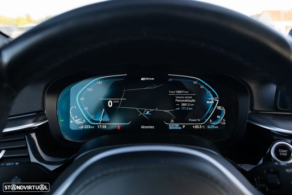 BMW 520 e Pack M - 18