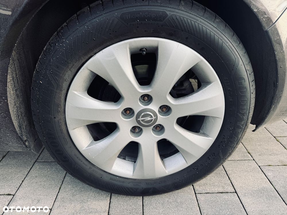 Opel Insignia 2.0 CDTI Cosmo S&S - 20