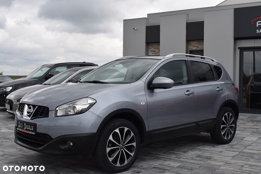 Nissan Qashqai 1.6 dCi 4 x 4 DPF Start/Stop tekna - 2