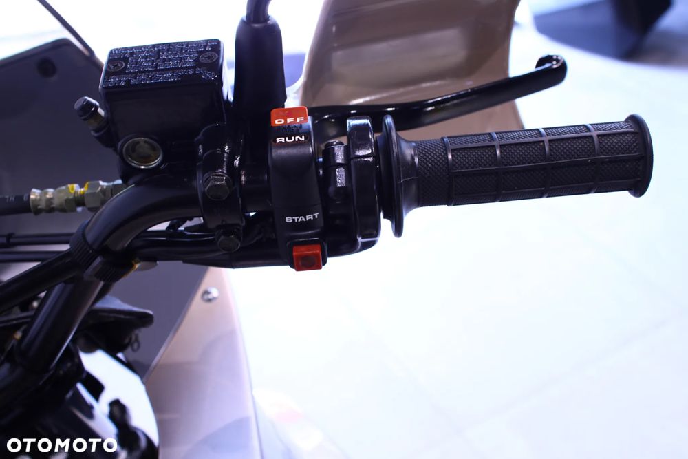 Honda Transalp - 9