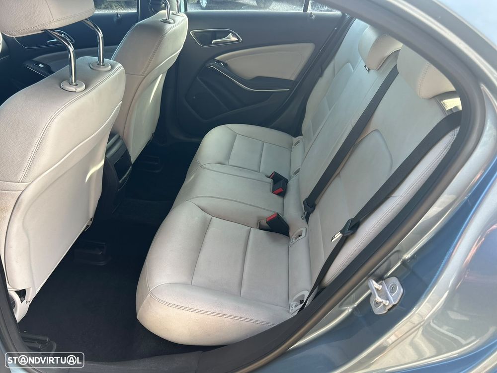 Mercedes-Benz A 160 CDI Urban - 14