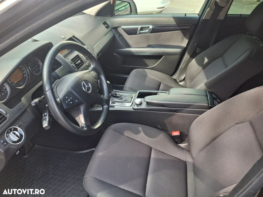 Mercedes-Benz C 220 CDI DPF Automatik BlueEFFICIENCY - 3