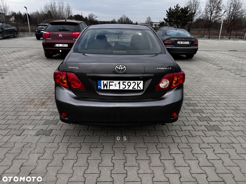 Toyota Corolla 1.6 VVT-i Terra - 3