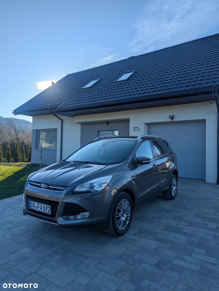 Ford Kuga 1.6 EcoBoost 2x4 Titanium - 1