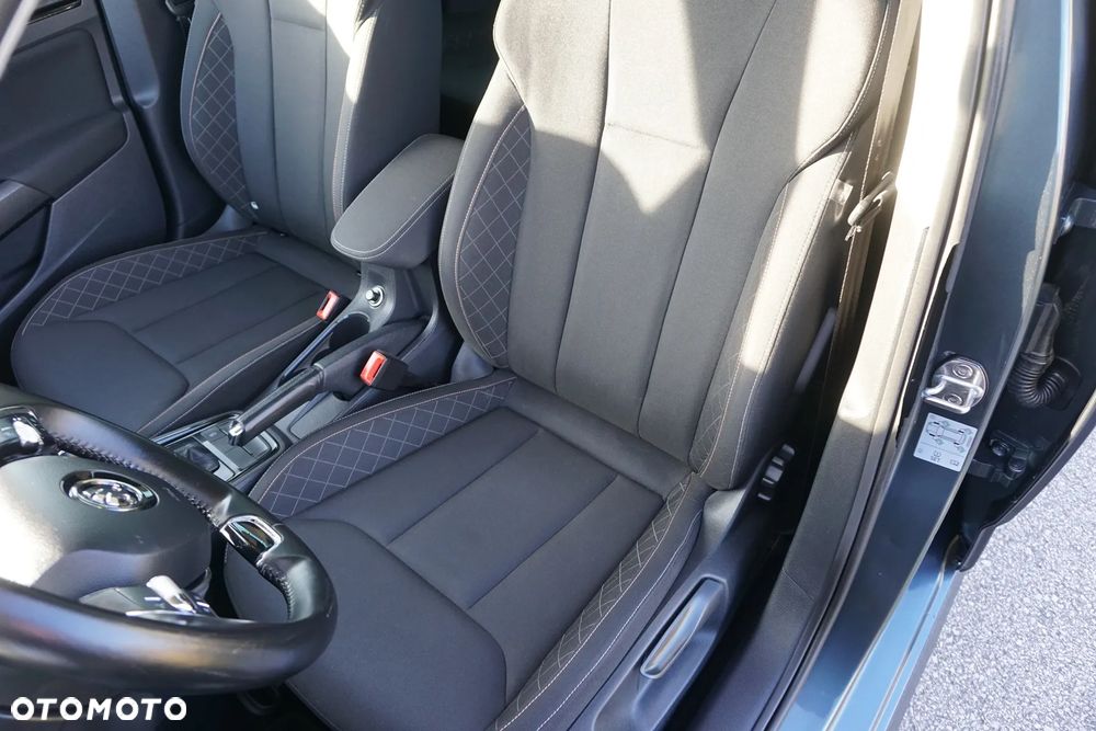 Skoda Kamiq 1.0 TSI Ambition DSG - 28