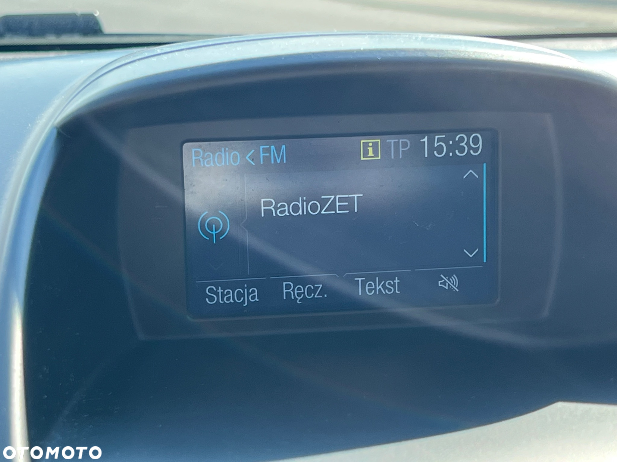 Ford Fiesta 1.0 EcoBoost Titanium - 11