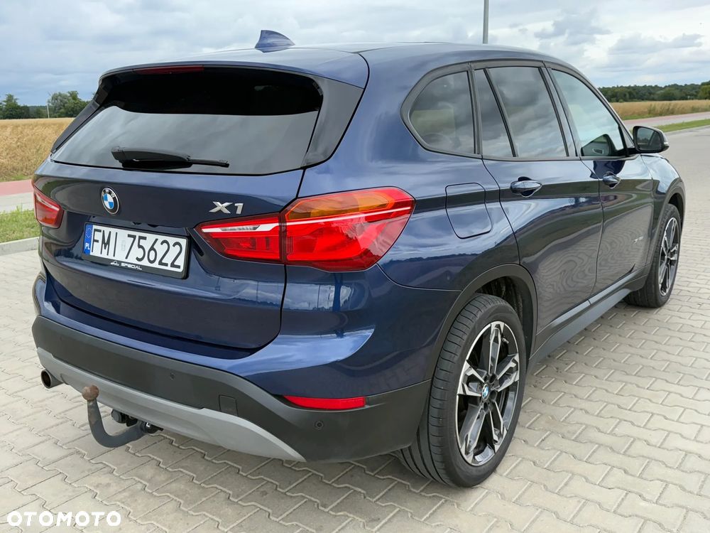 BMW X1 sDrive18d Advantage - 4