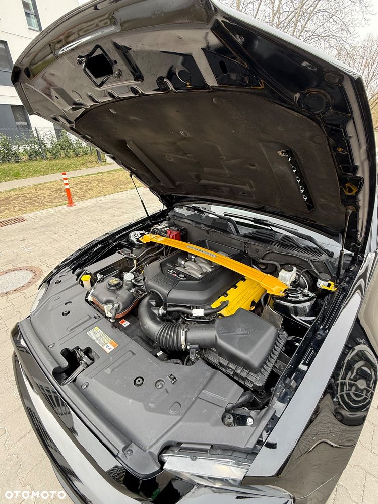 Ford Mustang 5.0 V8 GT - 24