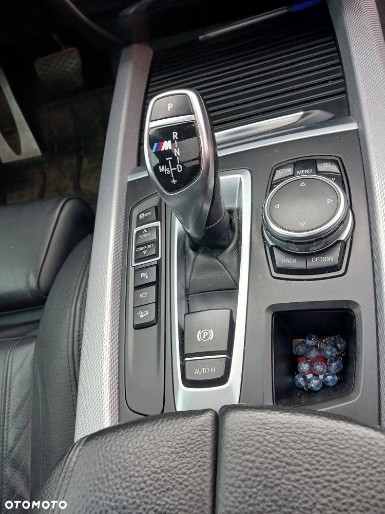 BMW X5 M M50d - 14