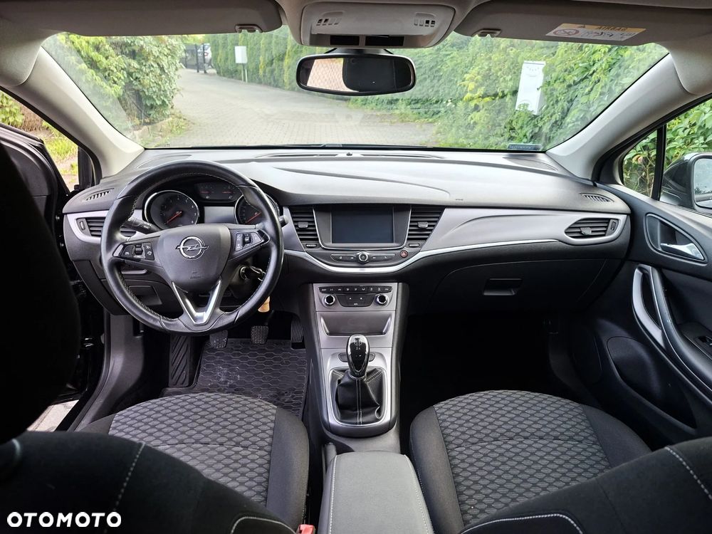 Opel Astra 1.4 Enjoy - 12