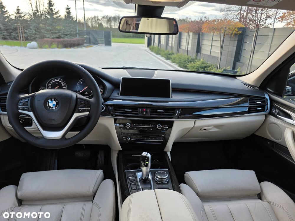 BMW X5 xDrive30d - 25