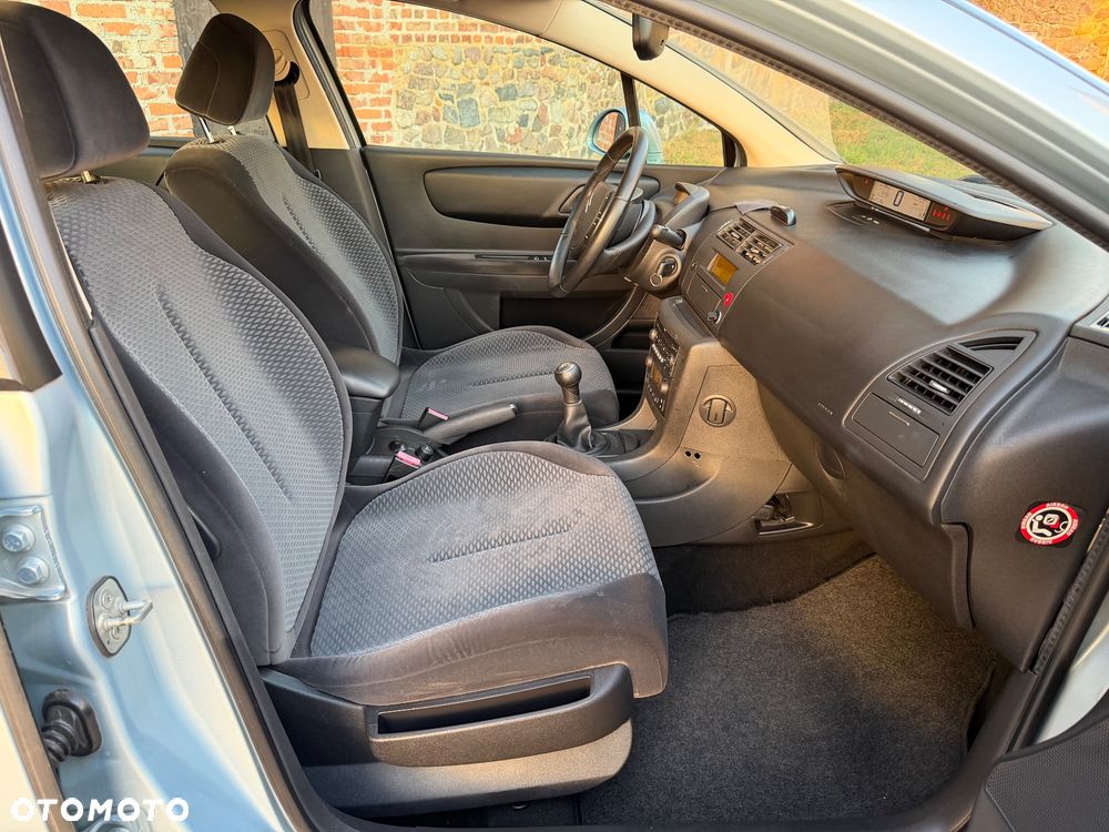 Citroën C4 1.6 16V Confort - 14
