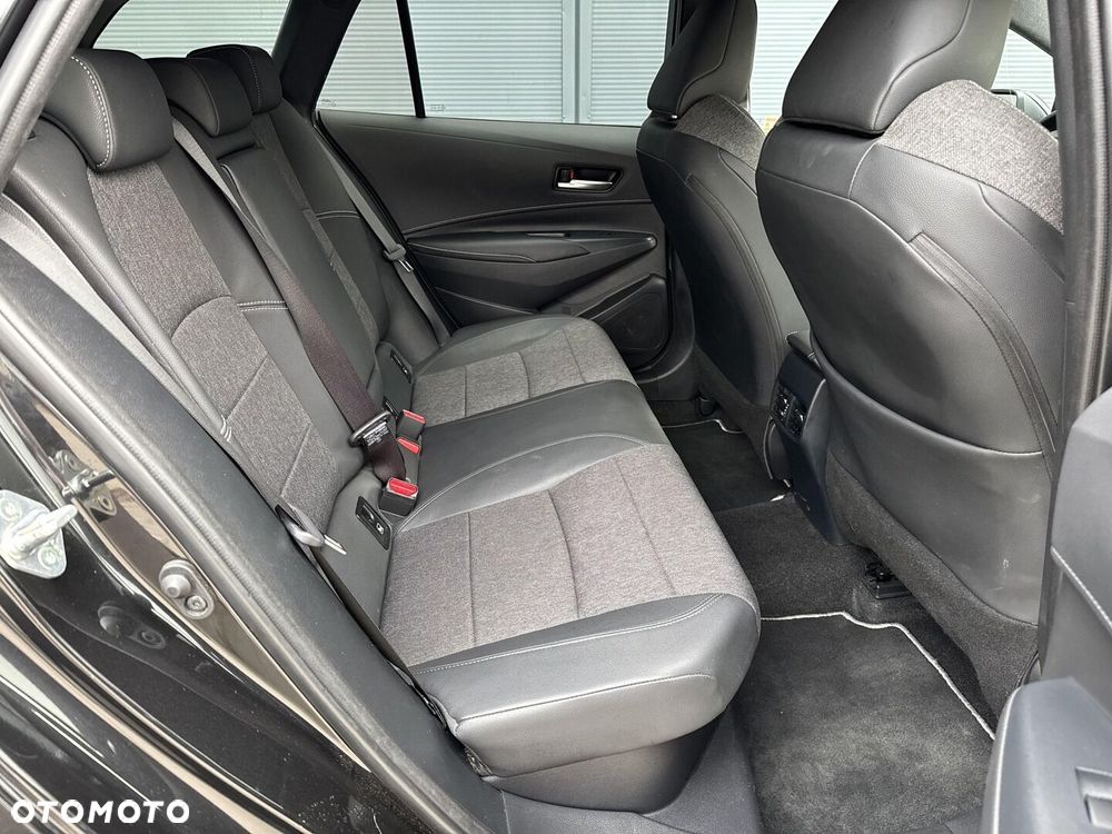 Toyota Corolla 2.0 Hybrid Style - 13