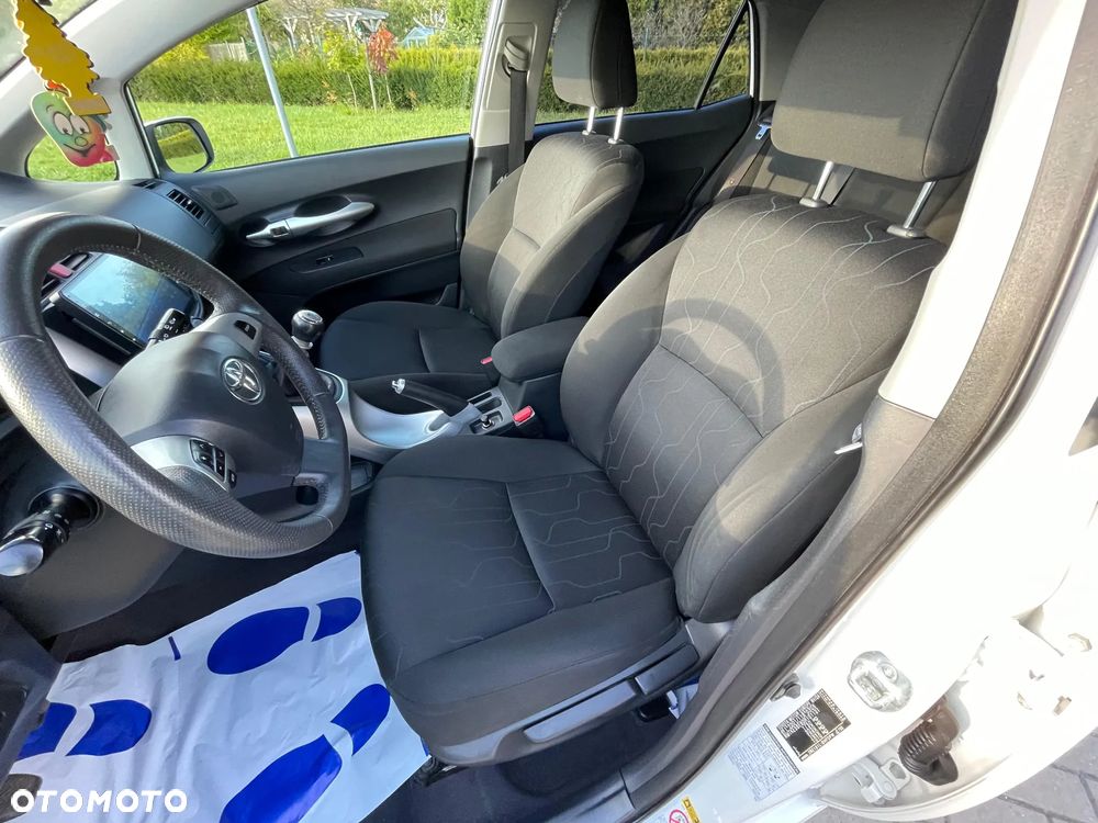 Toyota Auris 1.6 Edition - 10