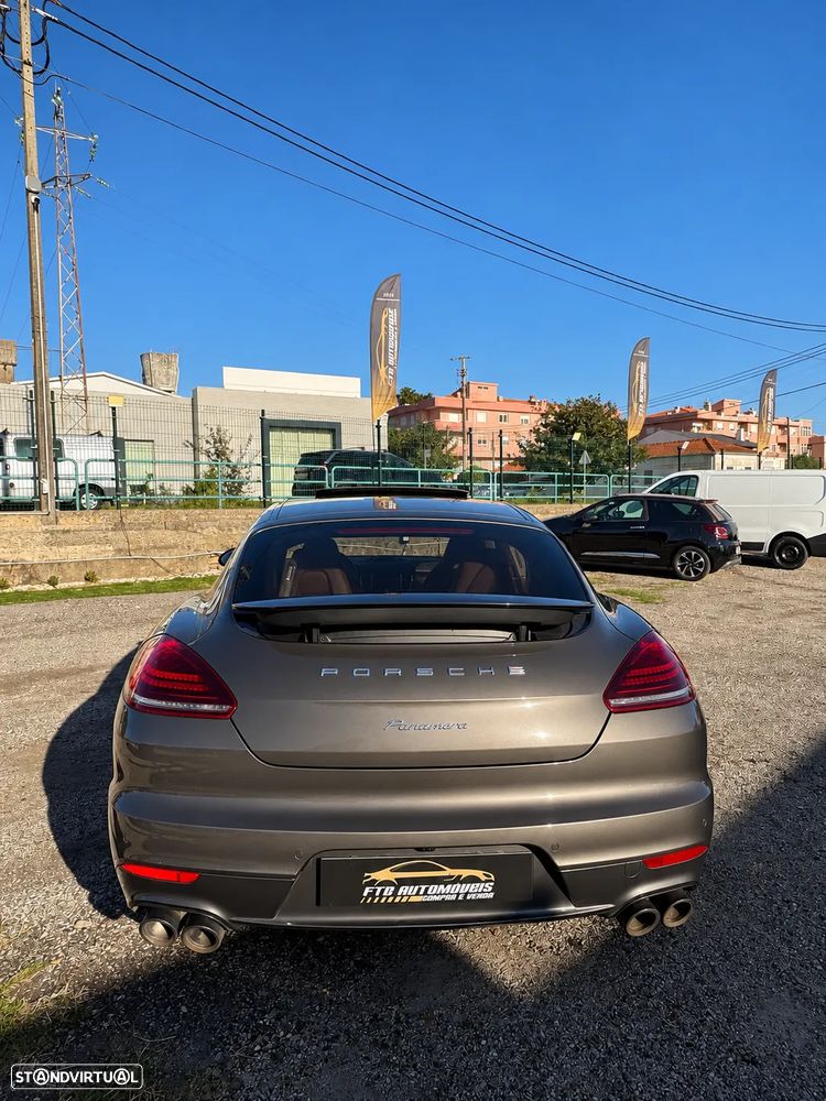 Porsche Panamera 3.0 V6 - 5