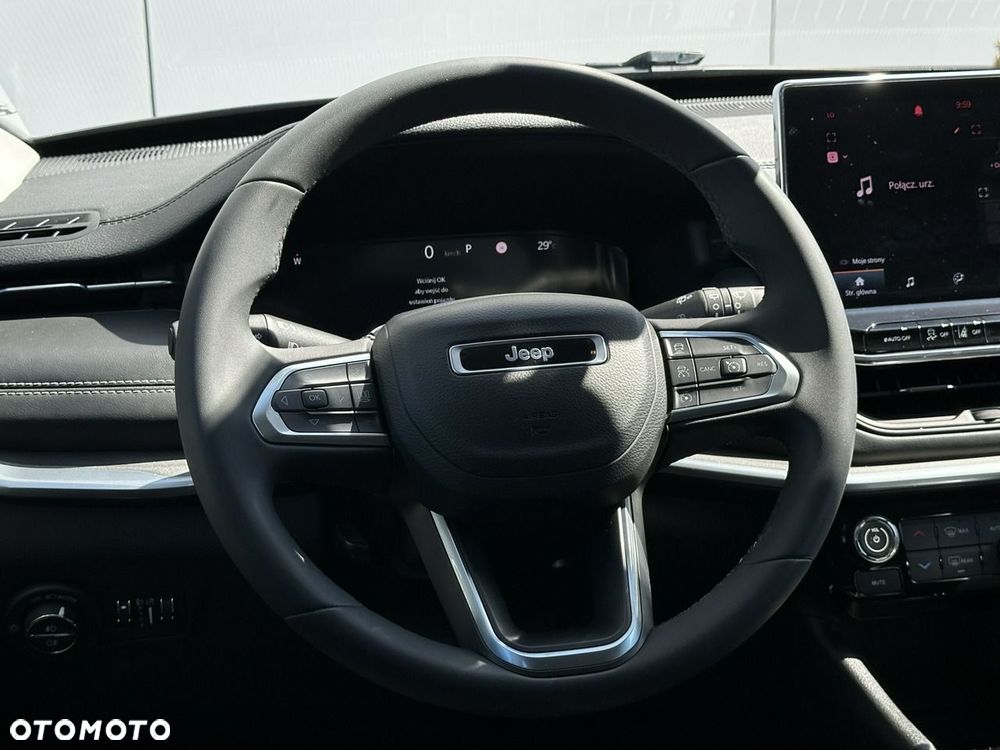 Jeep Compass - 19