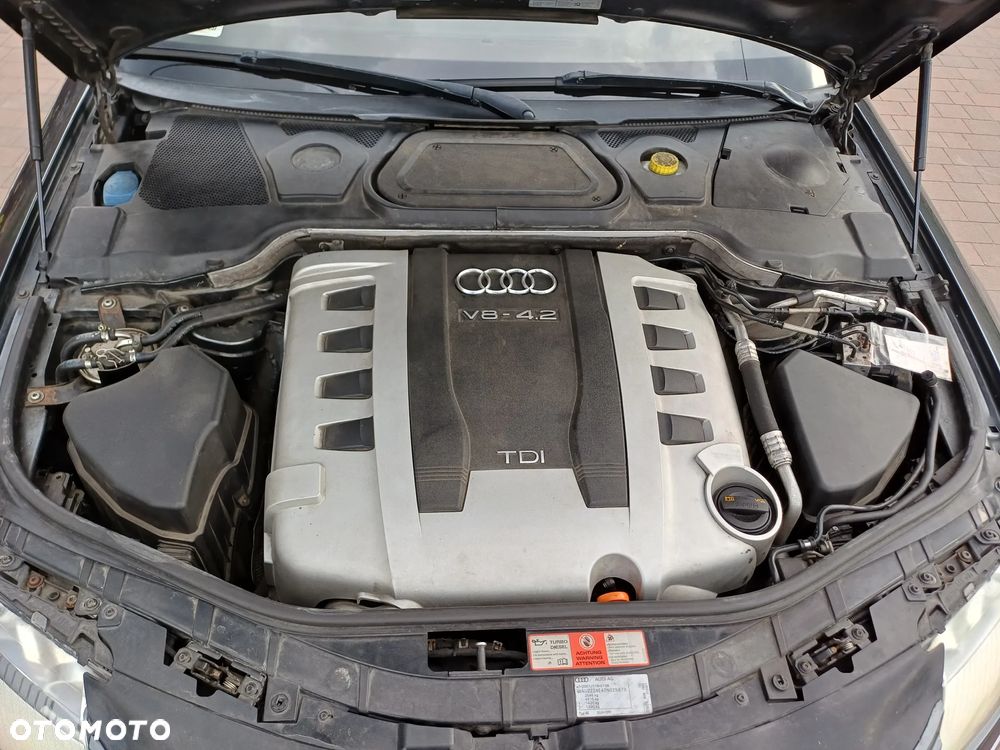 Audi A8 4.2 TDI Quattro - 33