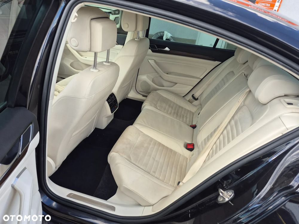 Volkswagen Passat 2.0 TDI BMT Highline DSG - 14