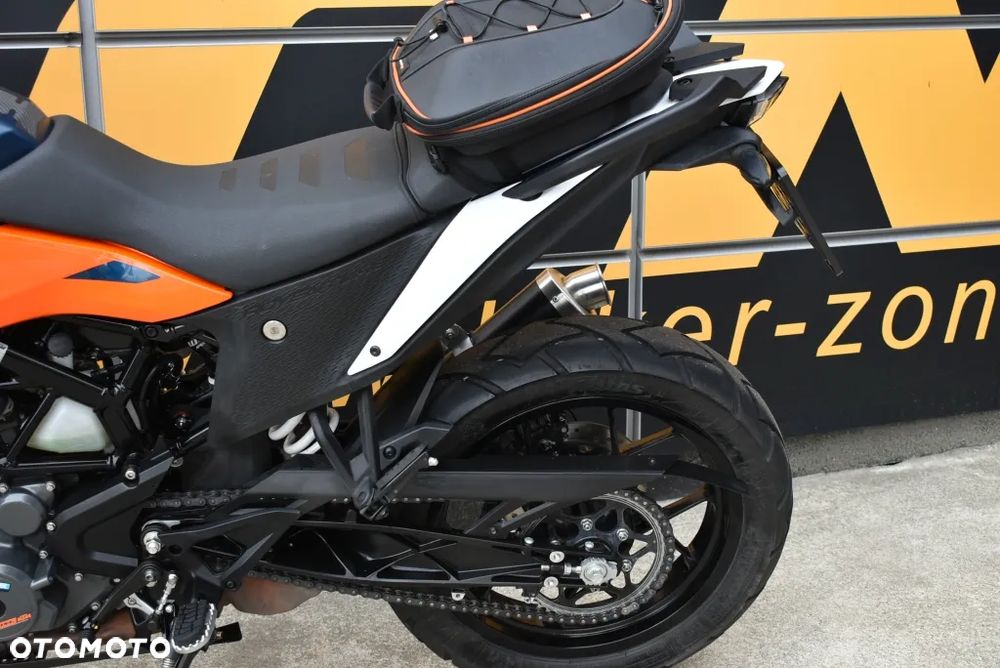 KTM Adventure - 11