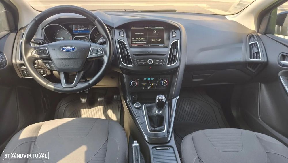 Ford Focus SW 1.5 TDCi Titanium ECOnetic - 20