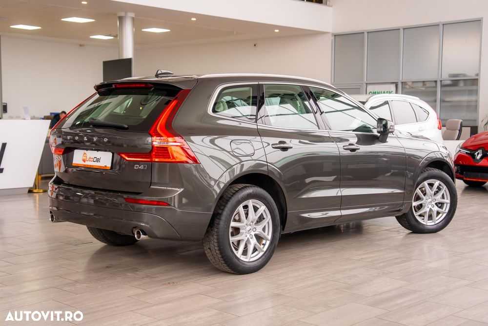 Volvo XC 60 D4 AWD Geartronic Momentum - 10