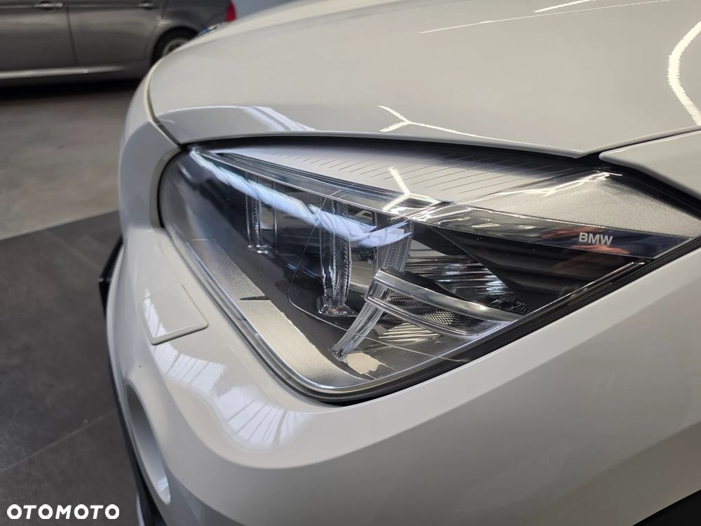 BMW X1 xDrive18d xLine - 22