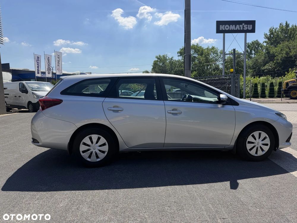 Toyota Auris 1.6 Active - 7