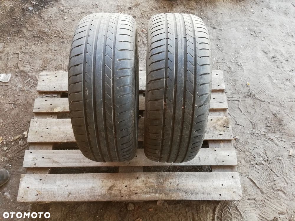 Opona letnia Goodyear EfficientGrip 225/60R16 - 1