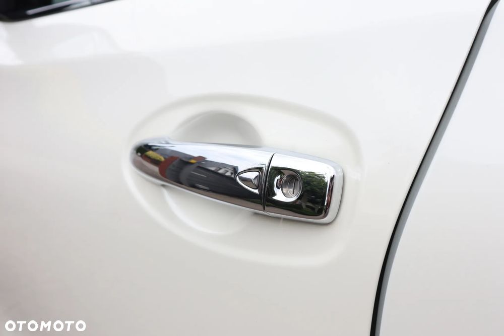 Nissan X-Trail 1.6 DCi N-Connecta - 26