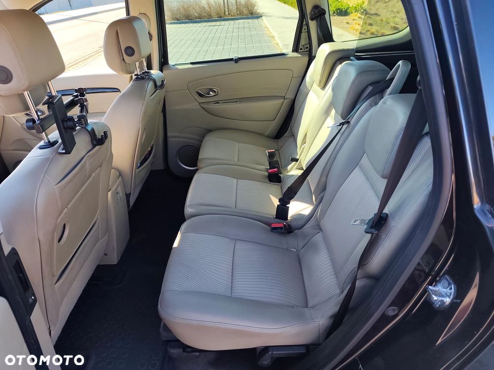 Renault Grand Scenic Gr 1.4 16V TCE Privilege - 9