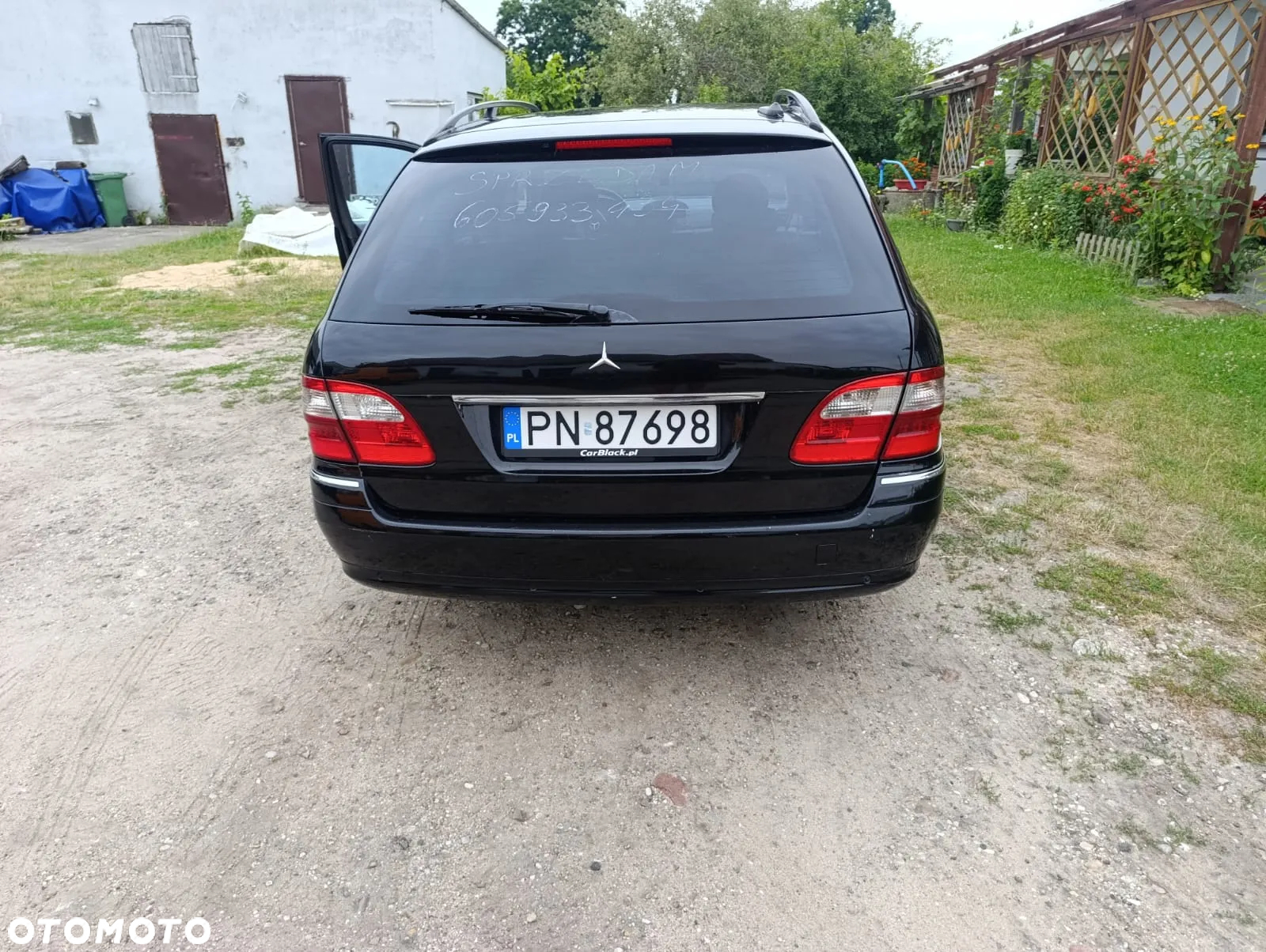 Mercedes-Benz Klasa E 320 CDI T Avantgarde - 3