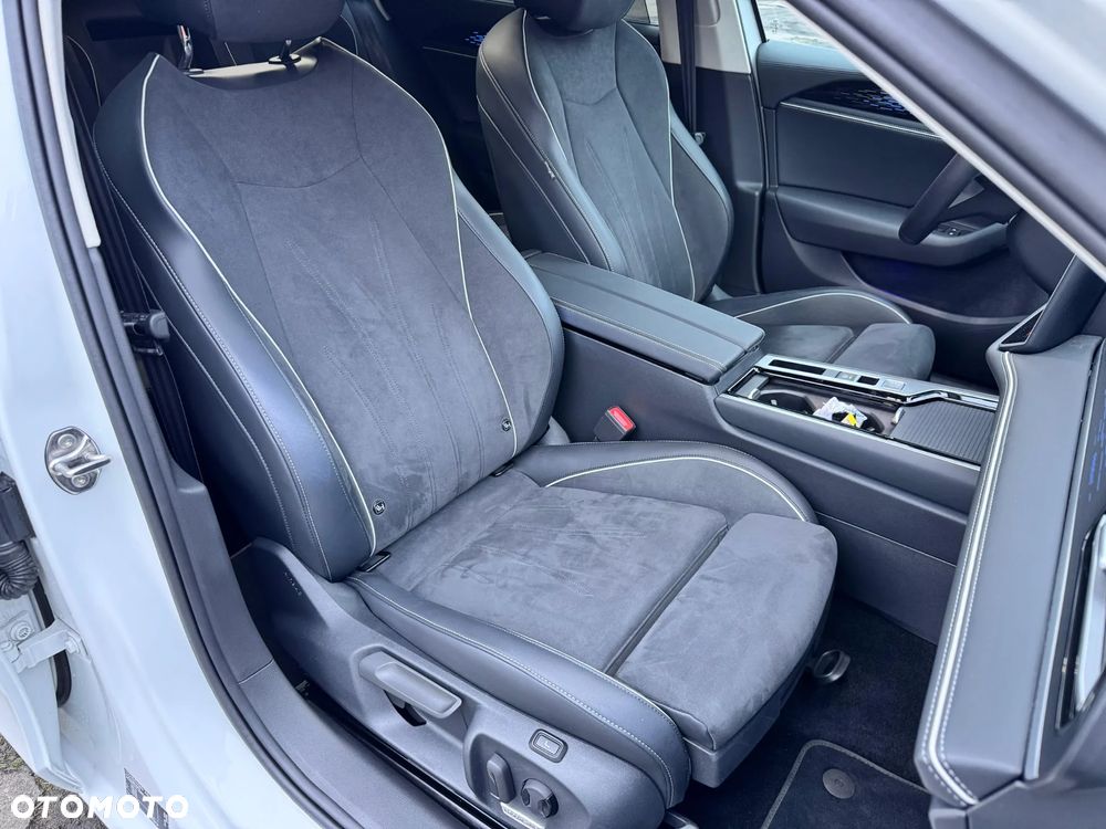 Volkswagen Passat - 27