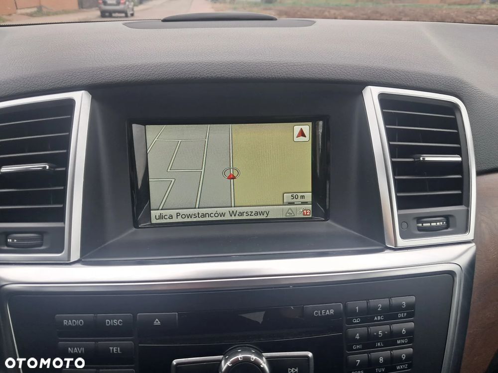 Mercedes-Benz ML - 21