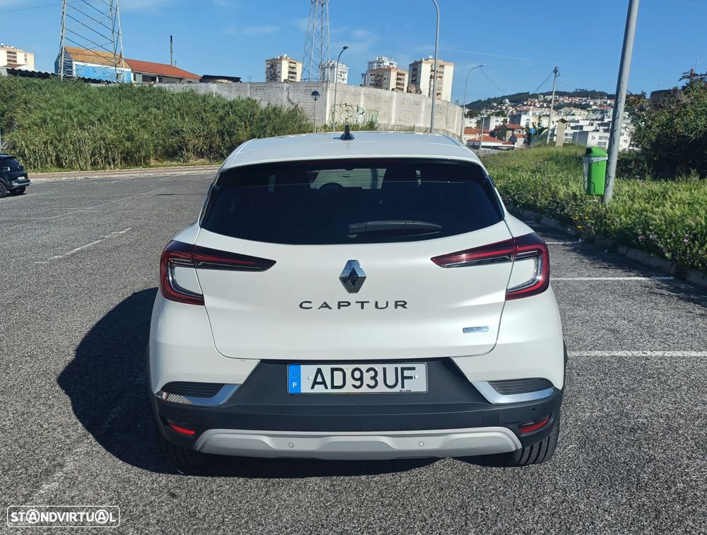 Renault Captur 1.6 E-Tech Plug-In Exclusive - 4