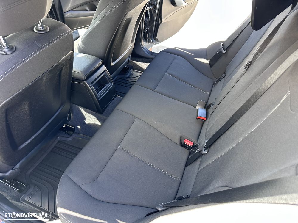 BMW 116 d EDynamics Line Sport - 11
