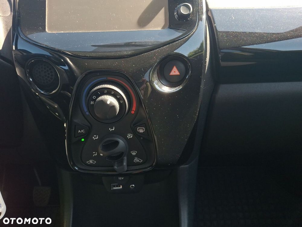 Toyota Aygo - 12