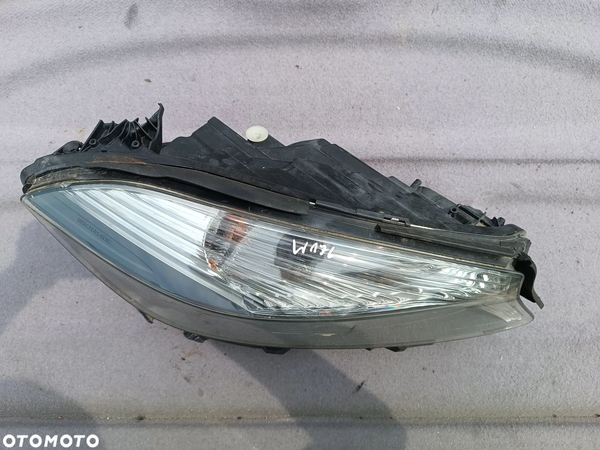 LAMPA PRZÓD PRZEDNIA PRAWA A1768203961 MERCEDES A KLASA W176 - 1