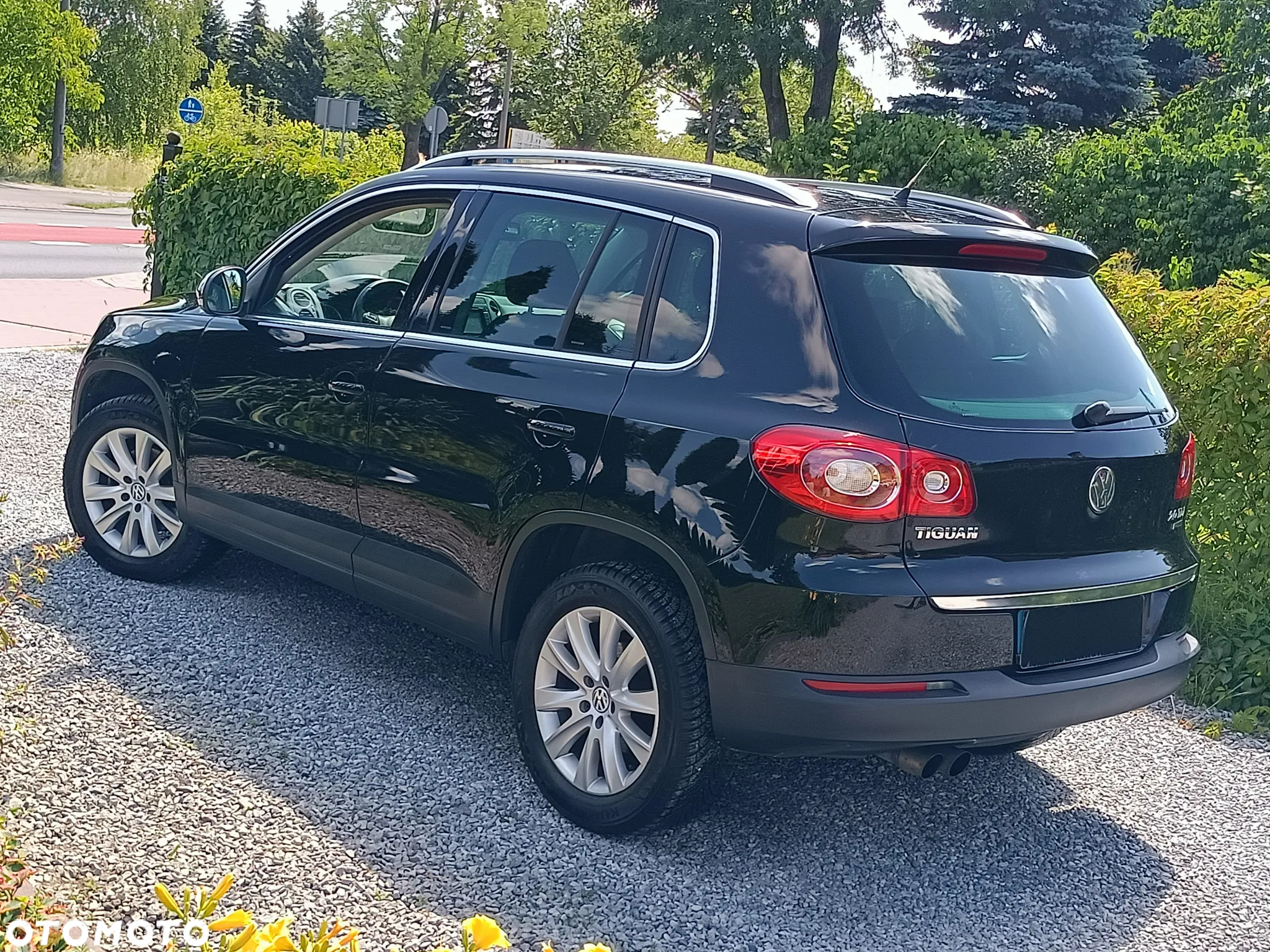 Volkswagen Tiguan - 12