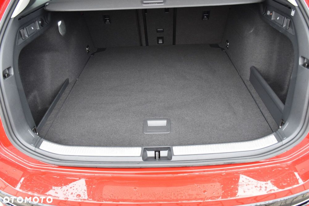 Volkswagen Passat Variant - 33