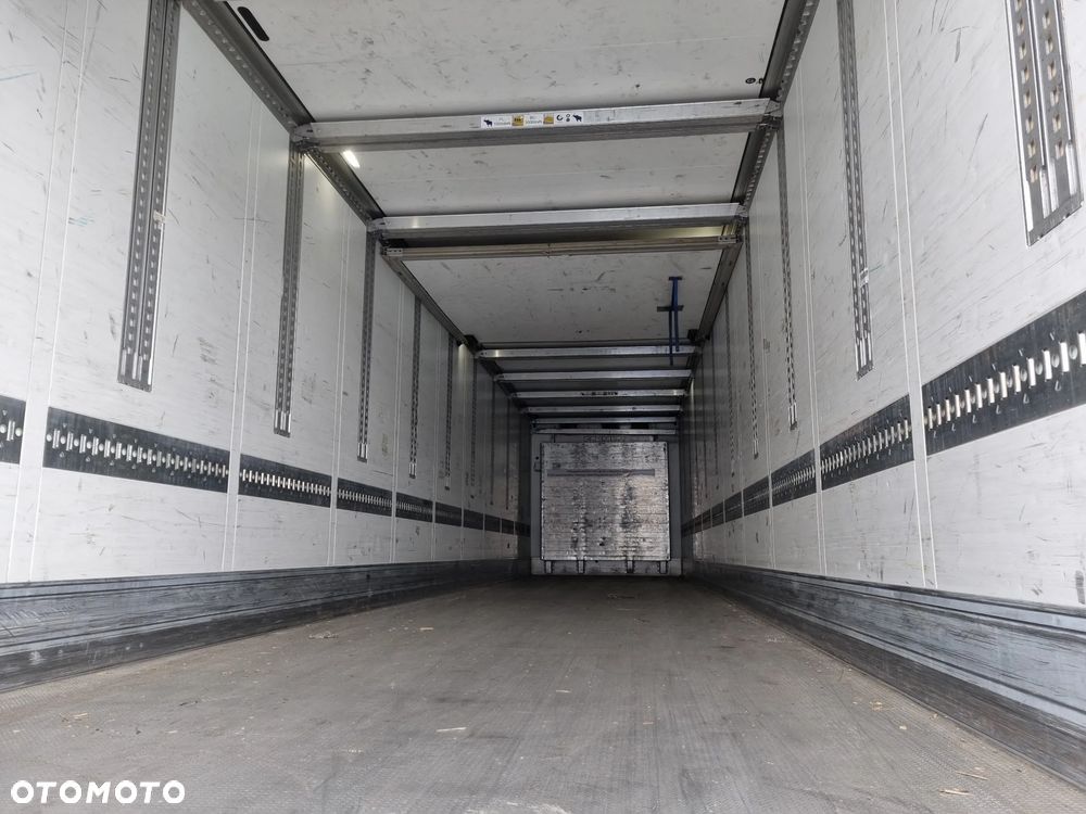 Schmitz Cargobull Schmitz Cargobull Agrega Schmitz Multi Temp. Doppelstock - 23