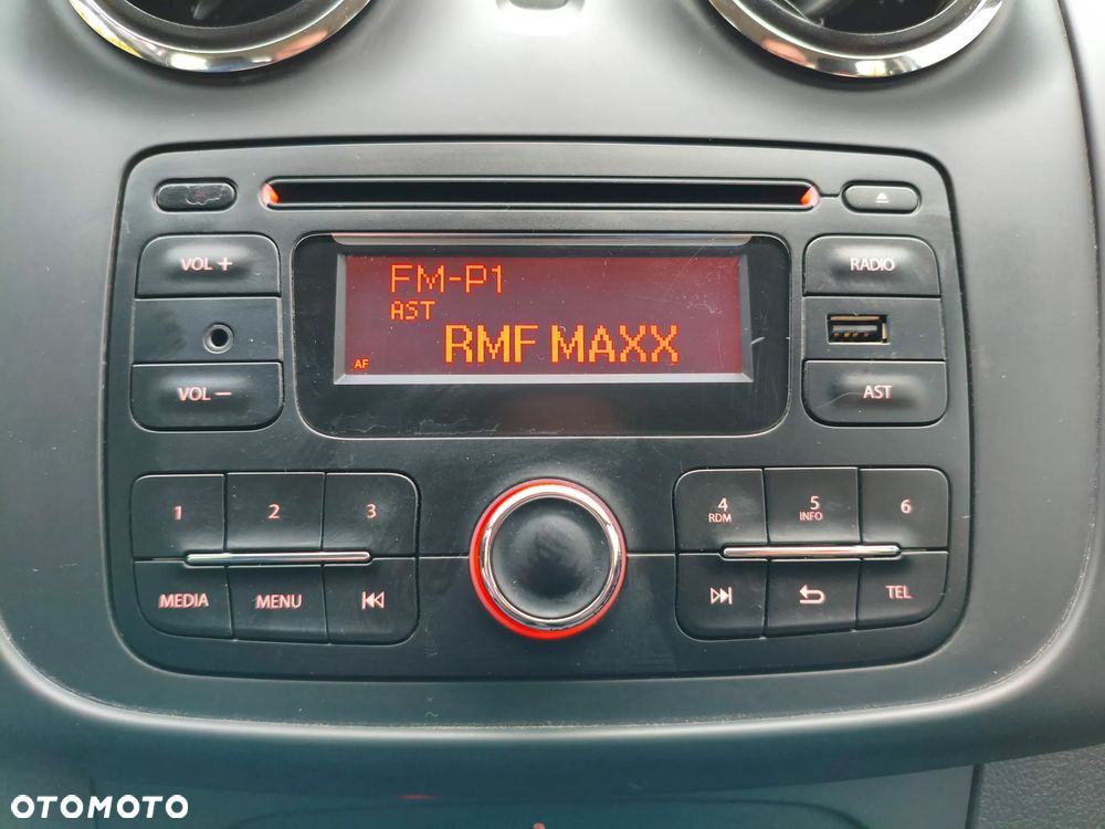 Dacia Sandero 1.2 16V Open - 8