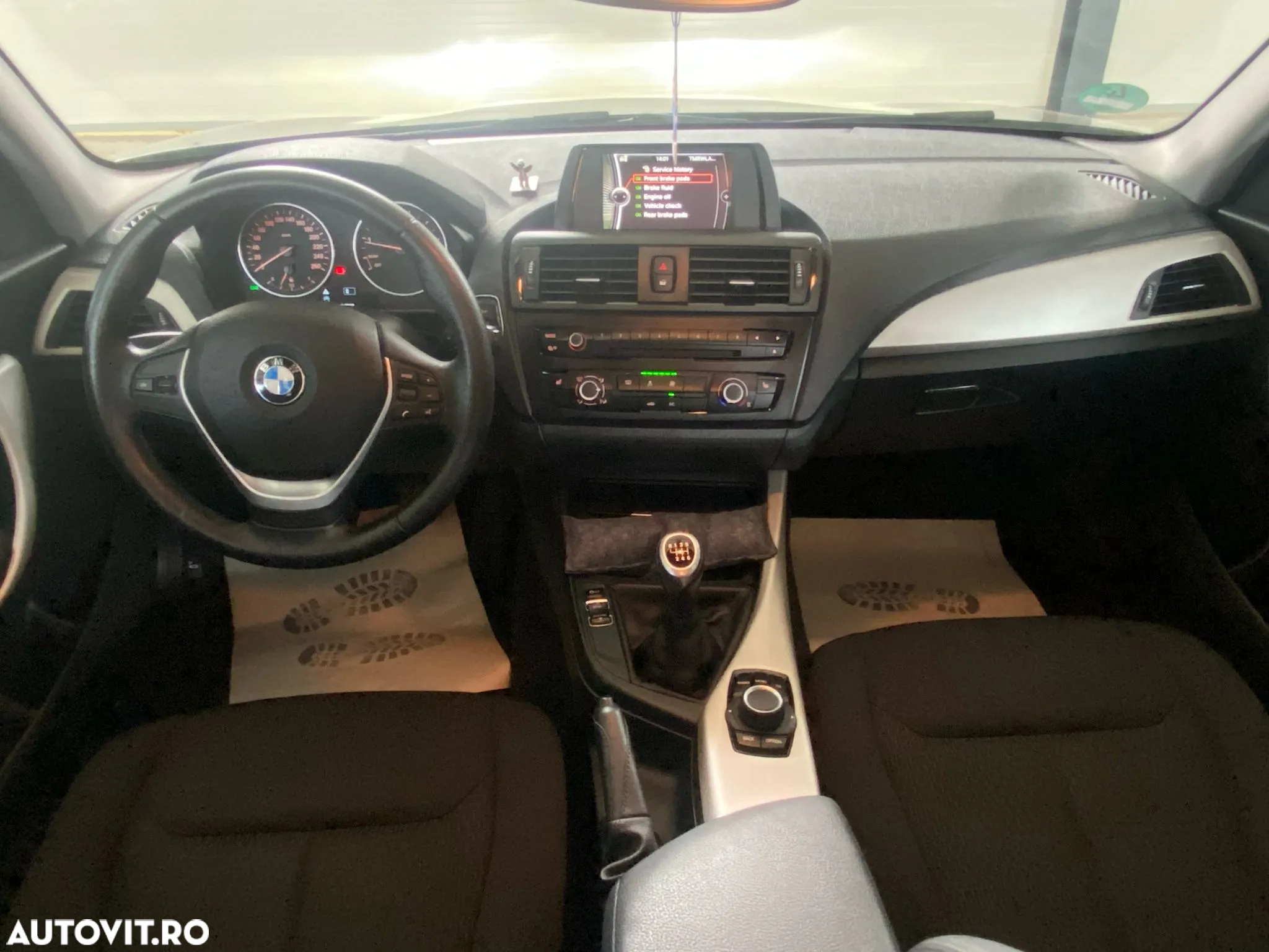 BMW Seria 1 116i - 6