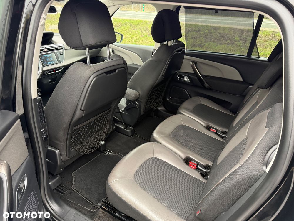 Citroën C4 Grand Picasso BlueHDi 120 Exclusive - 19