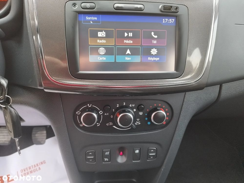 Dacia Sandero - 17