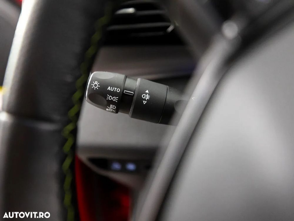 Peugeot 408 1.2L PureTech 130 S&S EAT8 GT - 29