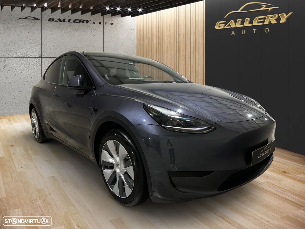 Tesla Model Y RWD - 3