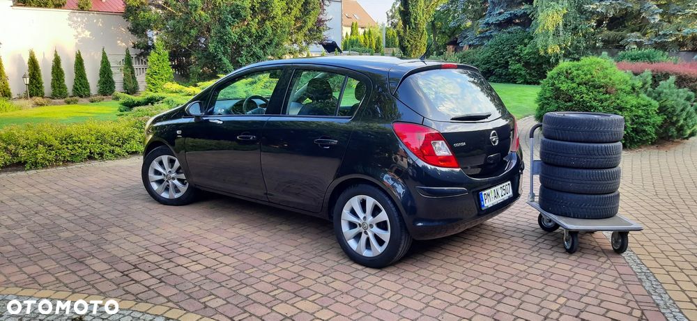 Opel Corsa - 1