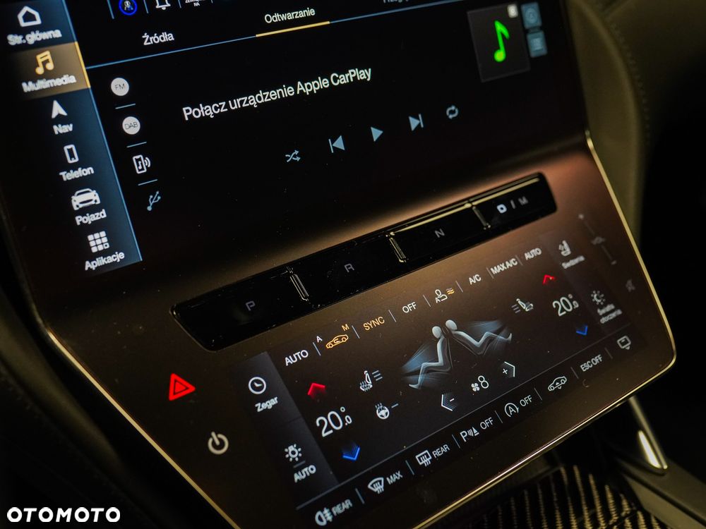 Maserati GranTurismo - 24