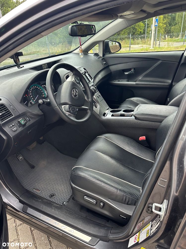 Toyota Venza 3.5 V6 - 16